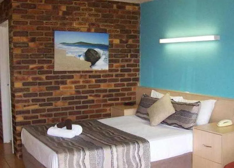Camden Motor Inn Mermaid Beach